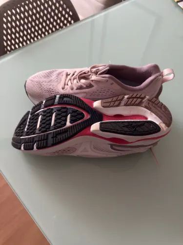 ? TÊNIS MIZUNO WAVE DYNASTY 6 ? TAMANHO 35
