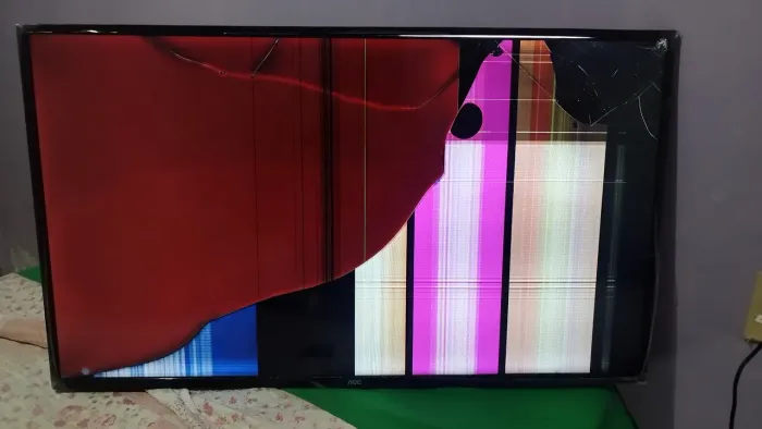 TV com defeito