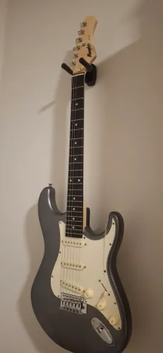 Guitarra Memphis by Tagima Mg-30 Stratocaster