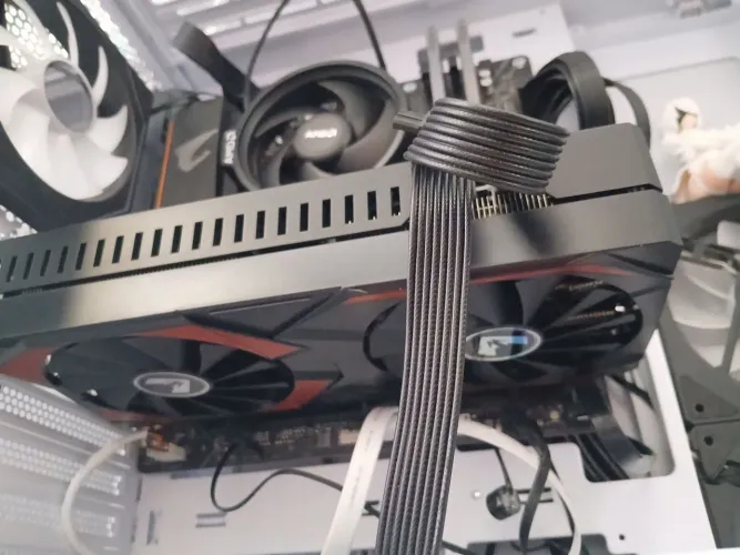 Placa de video rx5700 8gb