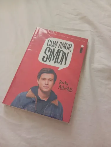 Livro com amor Simon (lgbt)