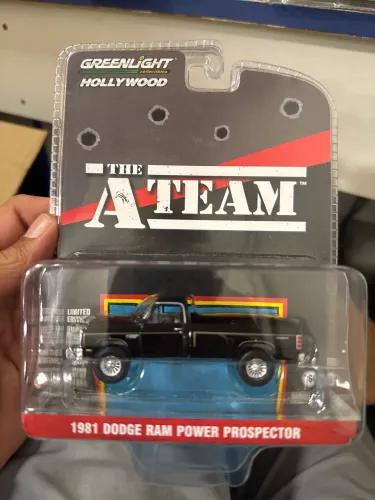 Green light Hollywood esquadrão Classe A 1981 dodge Ram power prospector