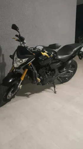 Hornet 600 toda revisada