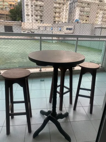 Mesa de Madeira para Área Externa com Conjunto de 3 Bancos