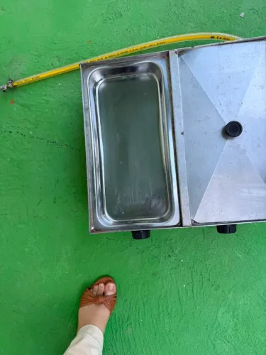 Suporte de colocar carne pra cachorro quente