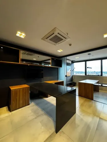 Sala comercial a venda 32 m2 no Mondial Caminho das Arvores