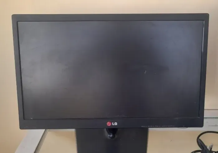 Monitor LG 19´5 polegadas