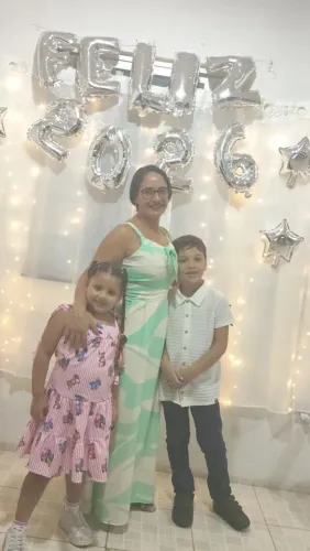 TEC em enfermagem, cuidadora de idosos, crianças, PCD em casa ou ambiente hospitalar 