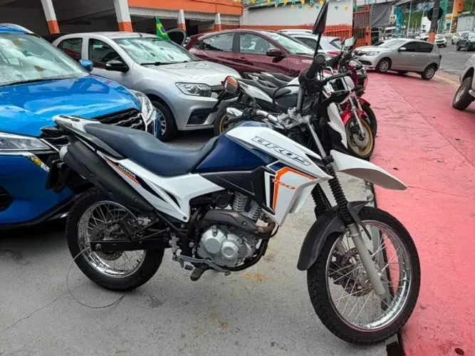 Bross 160, 2024, trocamos, financiamos, facilitamos no cartão. Opção Veículos.