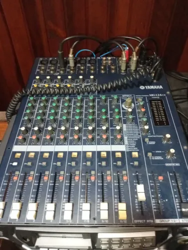 Mesa som Yamaha mg124cx
