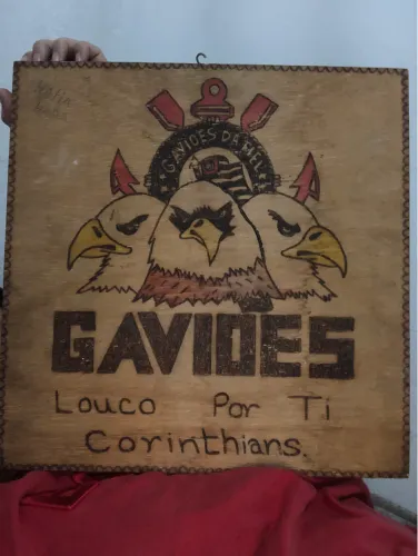 quando de madeira maciça do corinthians gaviões 