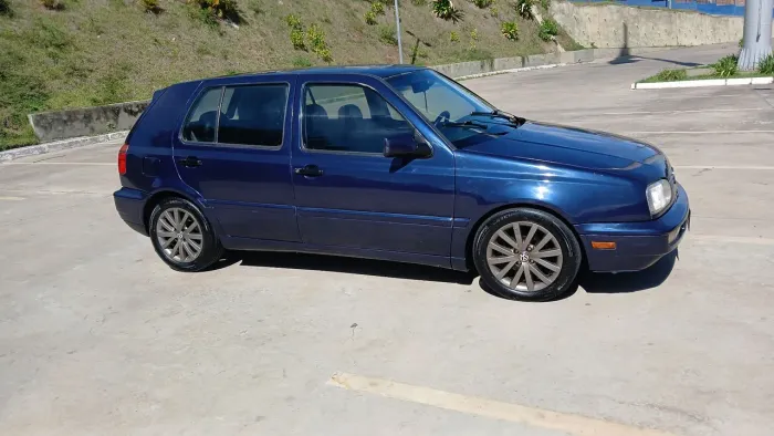 Volkswagen Golf GLX 2.0 4P 1997