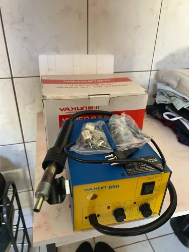 Estação de Retrabalho Ar Quente Yaxun 850 - 127V