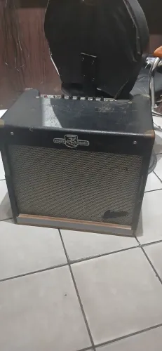 Cubo Staner Gt200 ampli para Guitarra 15"/200W alta eficiência