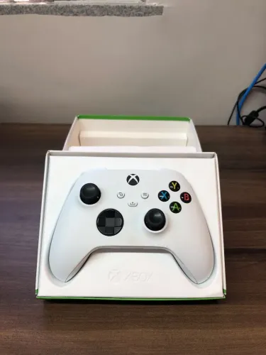 Controle de Xbox Séries X Branco novo