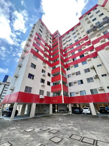 Apartamento de 100m² no Papicu, com 4 quartos e 1 vaga de garagem.
