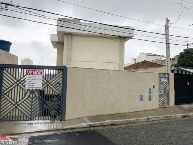SOBRADOS NOVOS CONDOMÍNIO , AO LADO DA ACADEMIA DA GAVIÕES OFERTA R$ 680.000,00