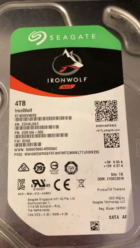 HD 4TB Seagate IronWolf NAS (SATA) - Impecável / Uso Profissional