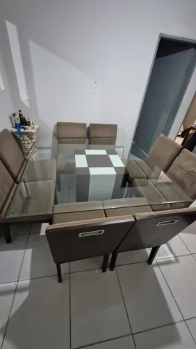 Mesa de Jantar - Vidro Quadrada 8 cadeiras APENAS VENDA