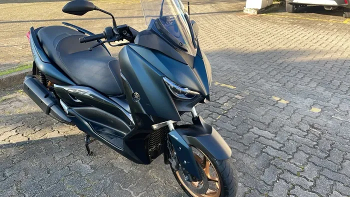 XMAX unico dono zero