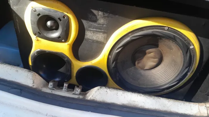 Vendo caixa trio