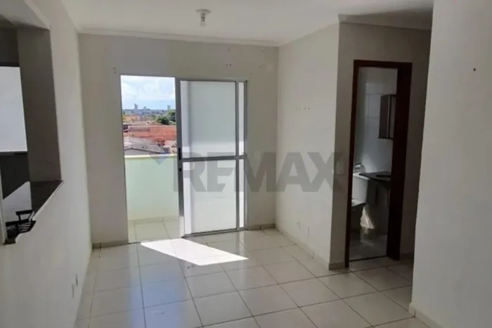 Apartamento no Residencial Monte Verde - Locação por R$ 1.300,00