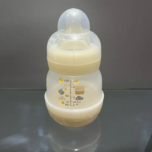 Mamadeira MAM 130 ml usada