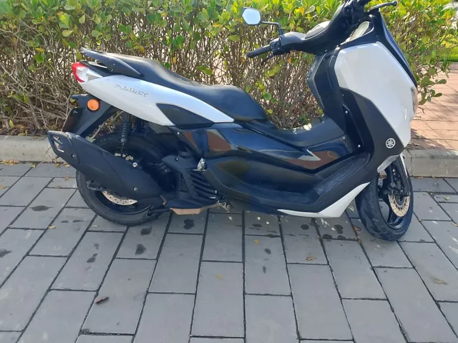 NMAX Yhamara automática 160c