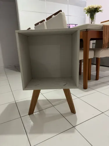 Mesa de cabeceira