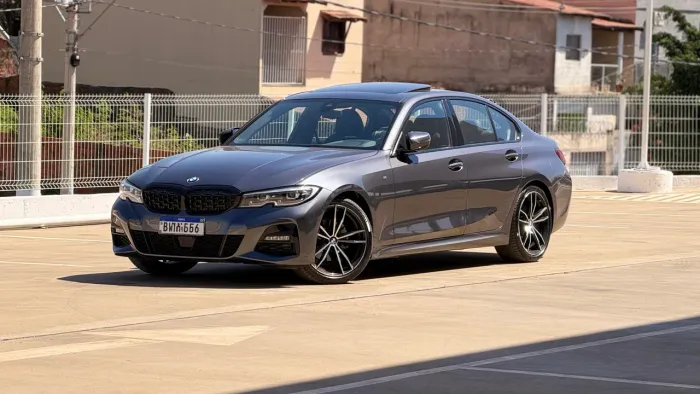 BMW 320I A 2.0 TB M Sport Activeflex 16V 4P 2022