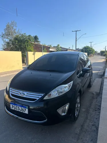Ford Fiesta Sedan SE 1.6 16V Flex 4P 2012