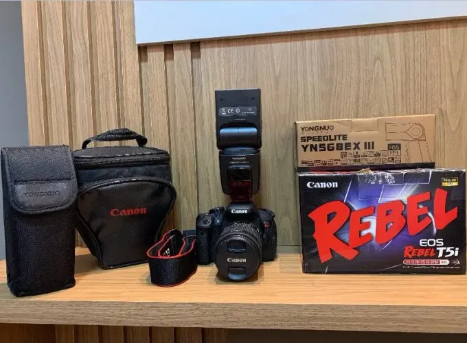 Camera Canon T5I