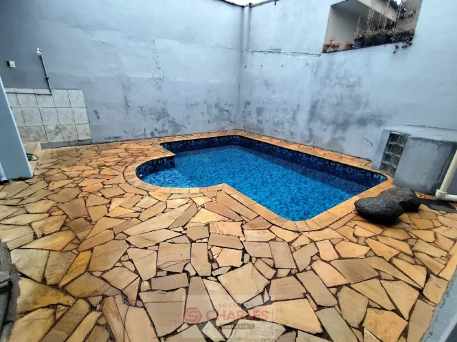 Casa Para Aluguel JARDIM ALMIRA MOGI GUACU