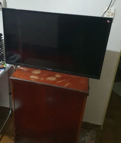 Televisão antiga otima