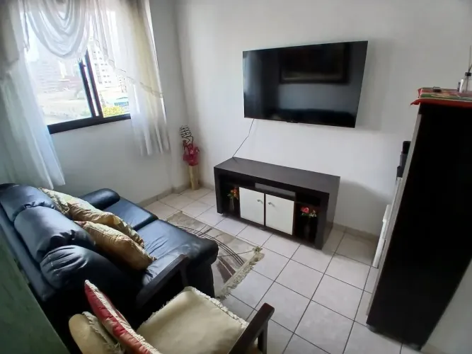 Apartamento 1 dormitório com 40 metros quadrados em Vila Mirim - Praia Grande - SP