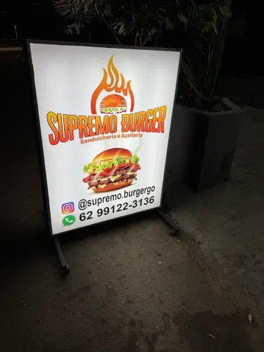 Vendo sanduicheria completa, em funcionamento!