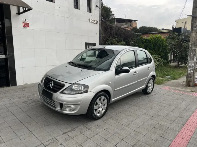 Citroen C3 Exclusive 1.4 Flex 8V 5P 2012