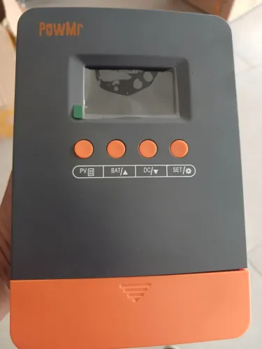 Controlador de Carga Solar MPPT PowMr 45A