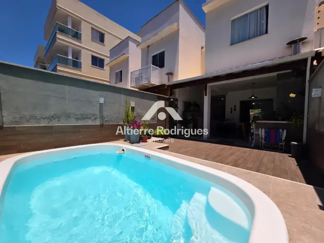 LINDA CASA DUPLEX À VENDA PRÓXIMA À PRAIA - 3 Quartos/Suíte/Piscina - Jacaraípe - Serra, E