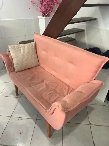 Namoradeira sem avaria, somente suja.. 230,00 pra levar logo
