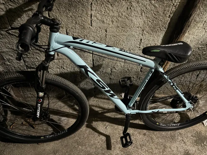 Bicicleta Aro 29 freio hidráulico