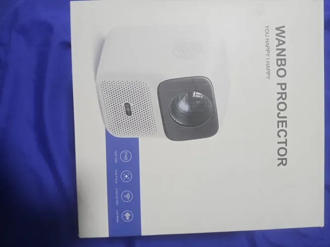 Projetor novo usado uma vez só