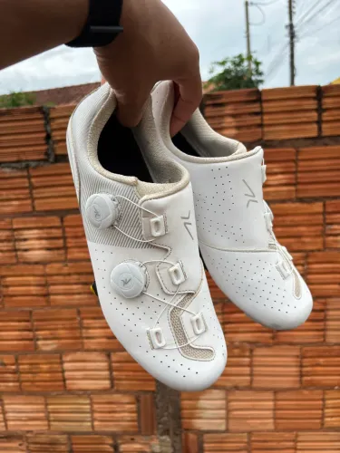 Sapatilha Ciclismo Speed Branca Tam 43 + Tacos Shimano