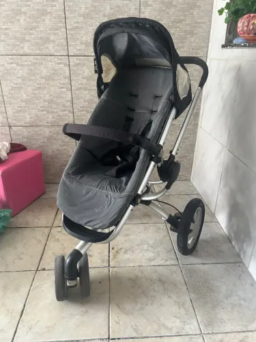 Carrinho Quinny bebê 