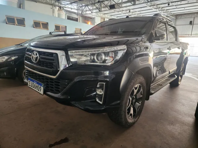 Toyota Hilux CD SRX 4X4 2.8 TDI 16V Diesel Aut. 2019