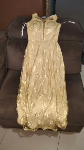 Vestido para festa, 140cm altura ,busto 37cm (74cm) total ,cintura 33cm(66cm) total.