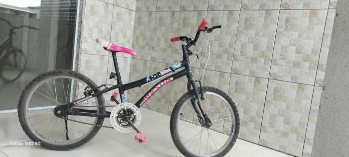 Bicicleta infantil Houston Nina,aro 20 em aço