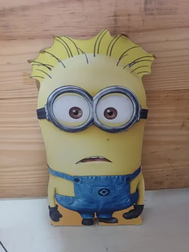 Display MDF Minions - Decorativo para Vitrine e Festa Infantil