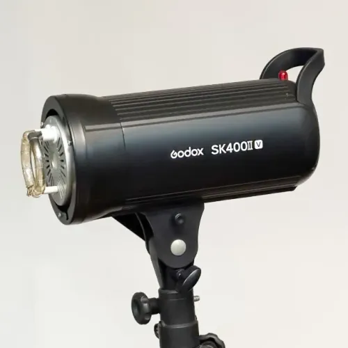 Flash Tocha Godox SK400II V 400Ws Bowens 110V - LED Modelagem