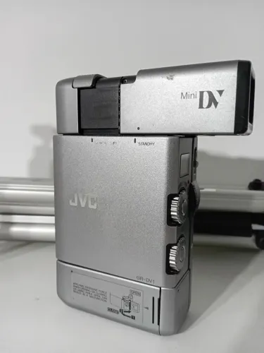 Filmadora JVC mini dv reliquia anos 90 para colecionadores
